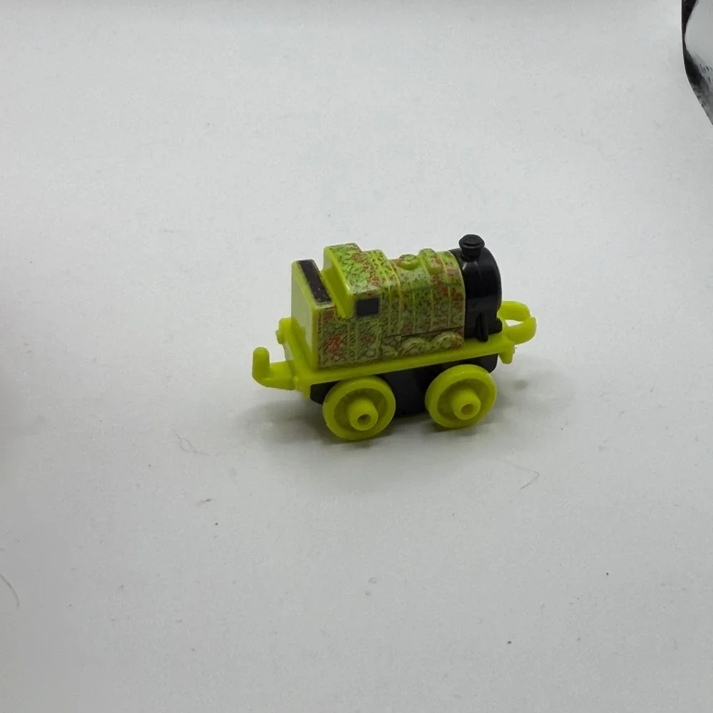 Fisher Price Thomas Friends Minis Henry Neon Green Splatter Pattern Train V15